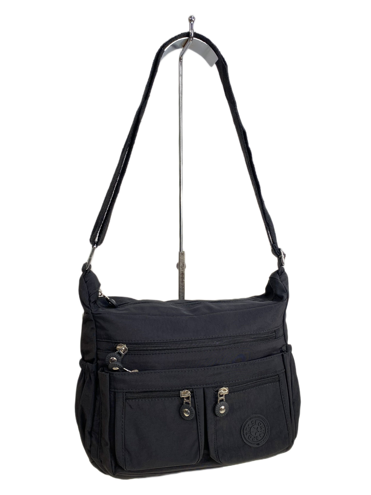 На фото 1 - Женская cумка из текстиля, цвет черный На фото 1 - Женская cумка из текстиля, цвет черный