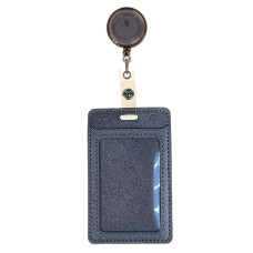 На фото 1 - Бейдж с лентой на рулетке вертикальный, цвет серый На фото 1 - Бейдж с лентой на рулетке вертикальный, цвет серый