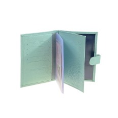 На фото 2 - Обложка для паспорта и автодокументов из натуральной кожи, цвет светло зеленый На фото 2 - Обложка для паспорта и автодокументов из натуральной кожи, цвет светло зеленый