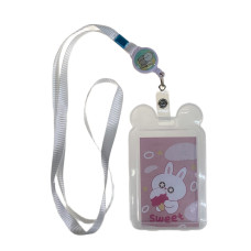 На фото 1 - Бейдж для пропуска с рулеткой и лентой, цвет белый