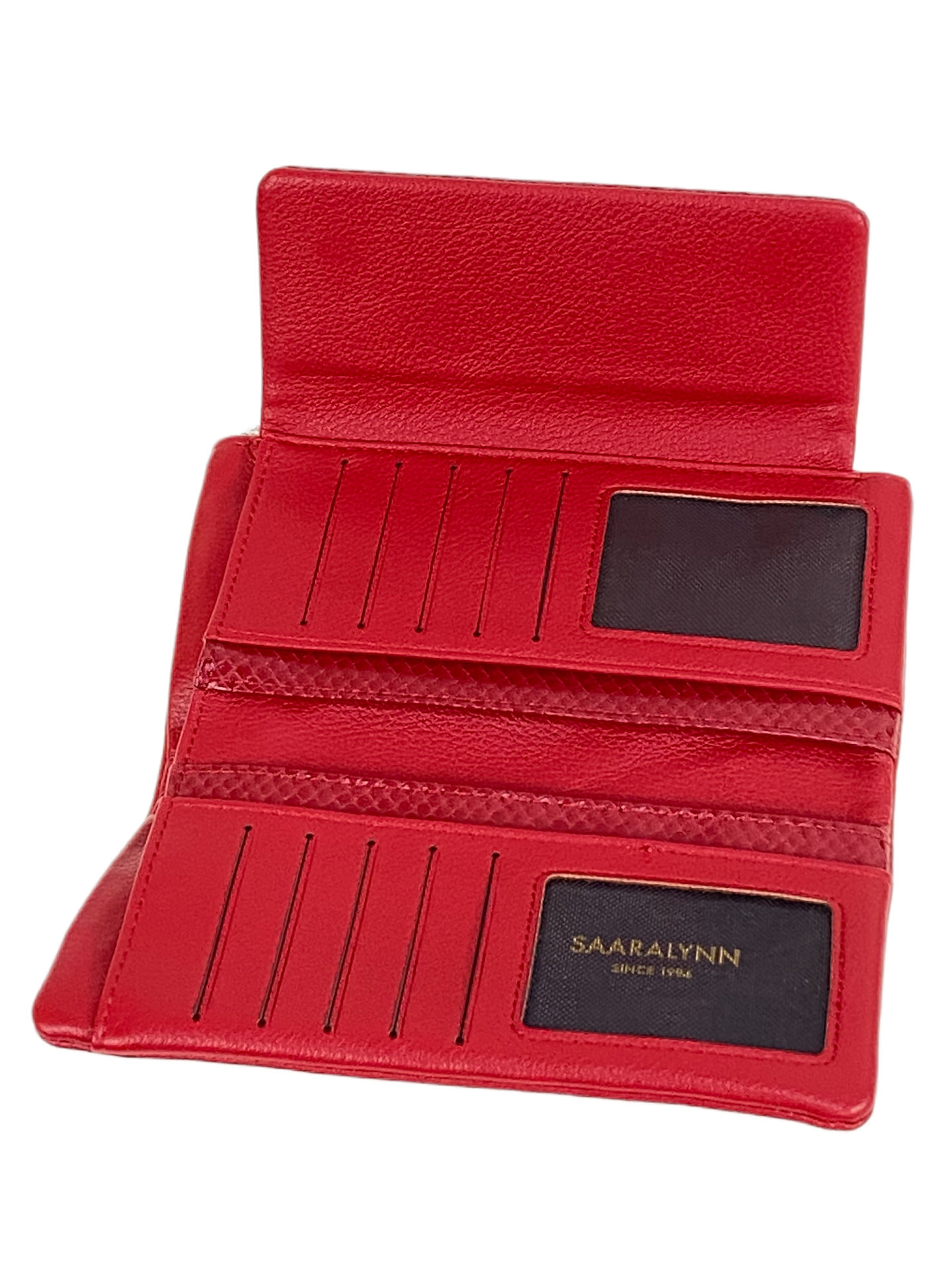 На фото 2 -  Женское портмоне из искусственной кожи, цвет красный