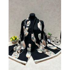 На фото 1 - Мягкий палантин из кашемира мультицвет