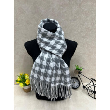 На фото 1 - Палантин в клетку из кашемира, мультицвет