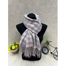 На фото 1 - Палантин в клетку из кашемира, мультицвет