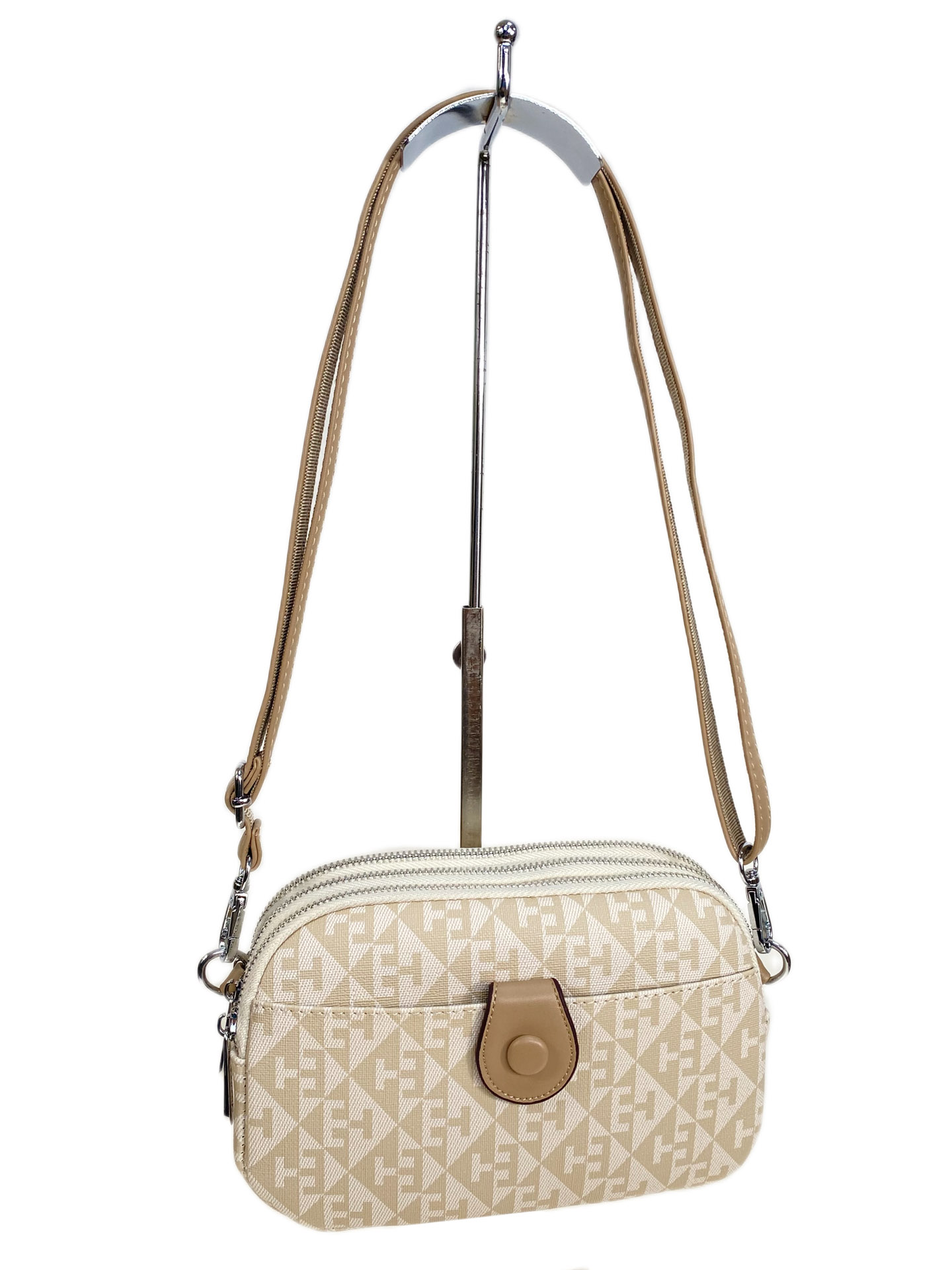 На фото 1 - Женская сумка из искусственной кожи, мультицвет