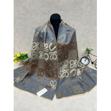 На фото 1 - Мягкий палантин из кашемира мультицвет