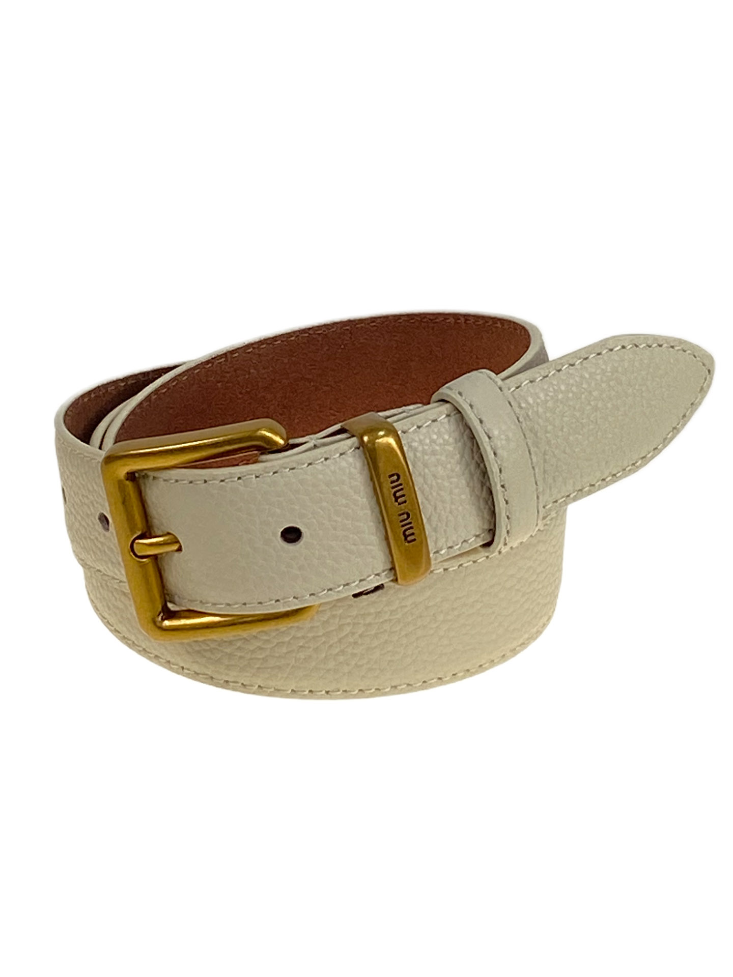 На фото 1 -  Ремень женский из натуральной кожи, цвет молочный На фото 1 -  Ремень женский из натуральной кожи, цвет молочный