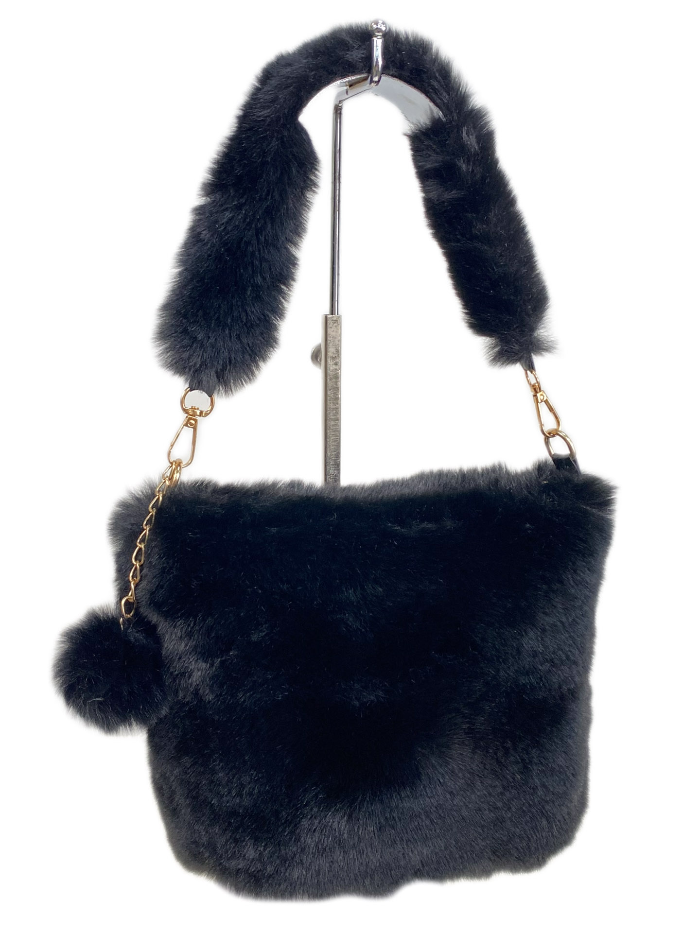 На фото 1 - Женская сумка из искусственного меха, цвет черный