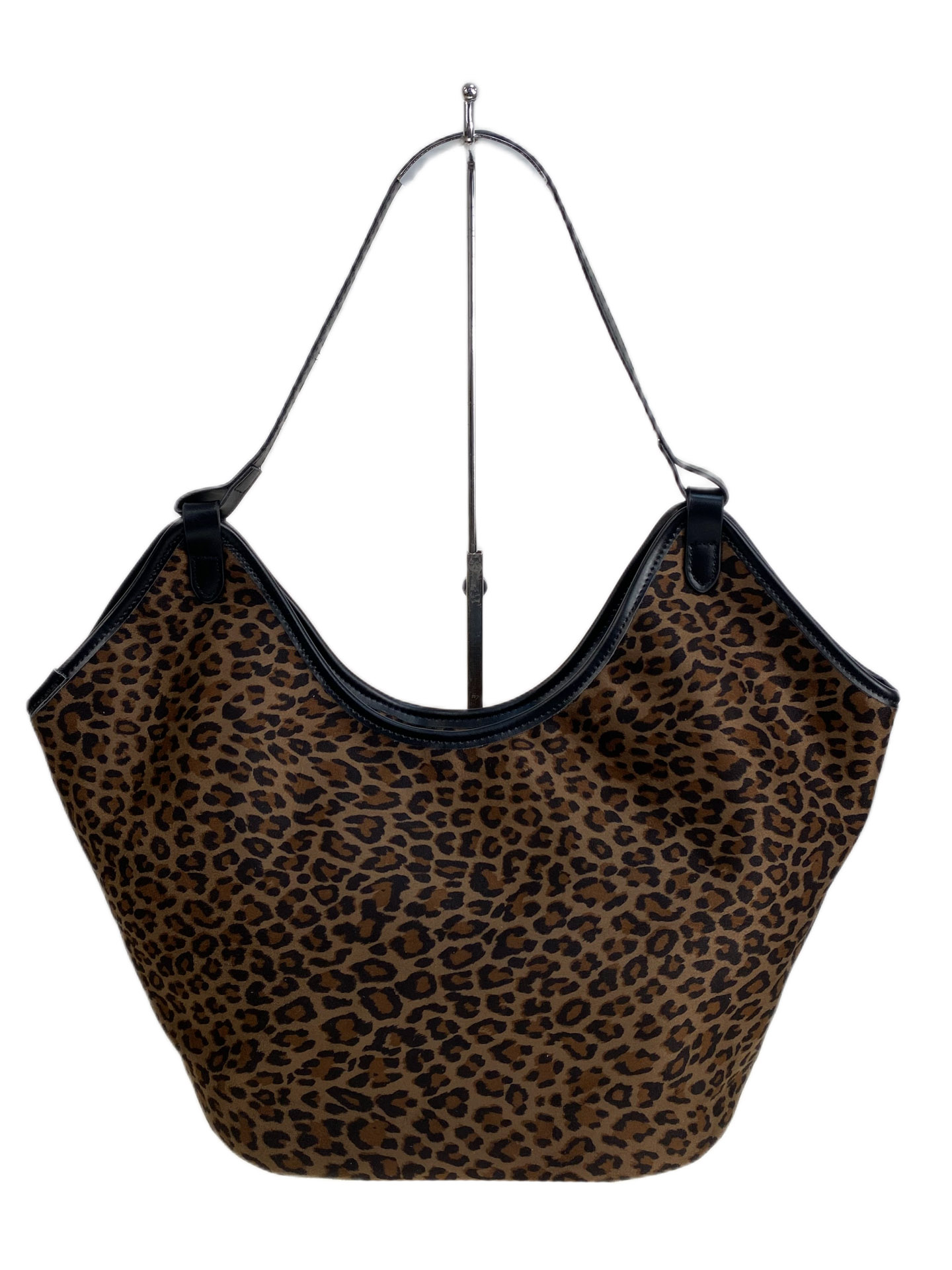 На фото 2 - Женская сумка из искусственной кожи мультицвет