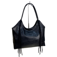 На фото 1 - Женская сумка из искусственной кожи, цвет черный На фото 1 - Женская сумка из искусственной кожи, цвет черный