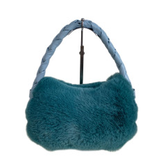 На фото 2 - Женская сумка из искусственного меха, цвет бирюзовый На фото 2 - Женская сумка из искусственного меха, цвет бирюзовый