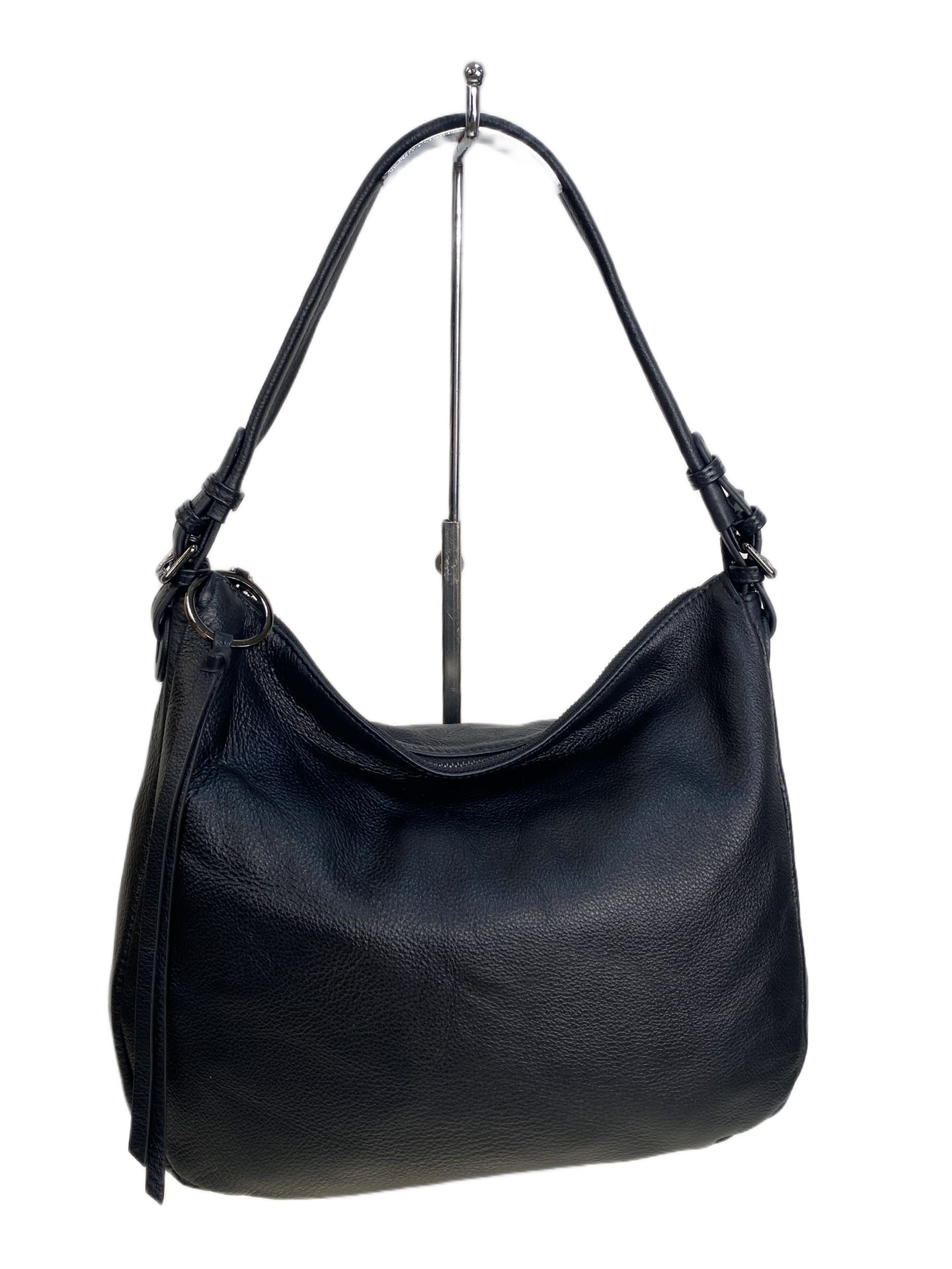 На фото 1 - Женская сумка из натуральной кожи, цвет черный На фото 1 - Женская сумка из натуральной кожи, цвет черный