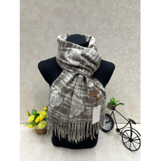 На фото 1 - Мягкий палантин из кашемира мультицвет На фото 1 - Мягкий палантин из кашемира мультицвет