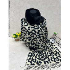 На фото 1 - Мягкий палантин из кашемира с норковым воротником мультицвет На фото 1 - Мягкий палантин из кашемира с норковым воротником мультицвет