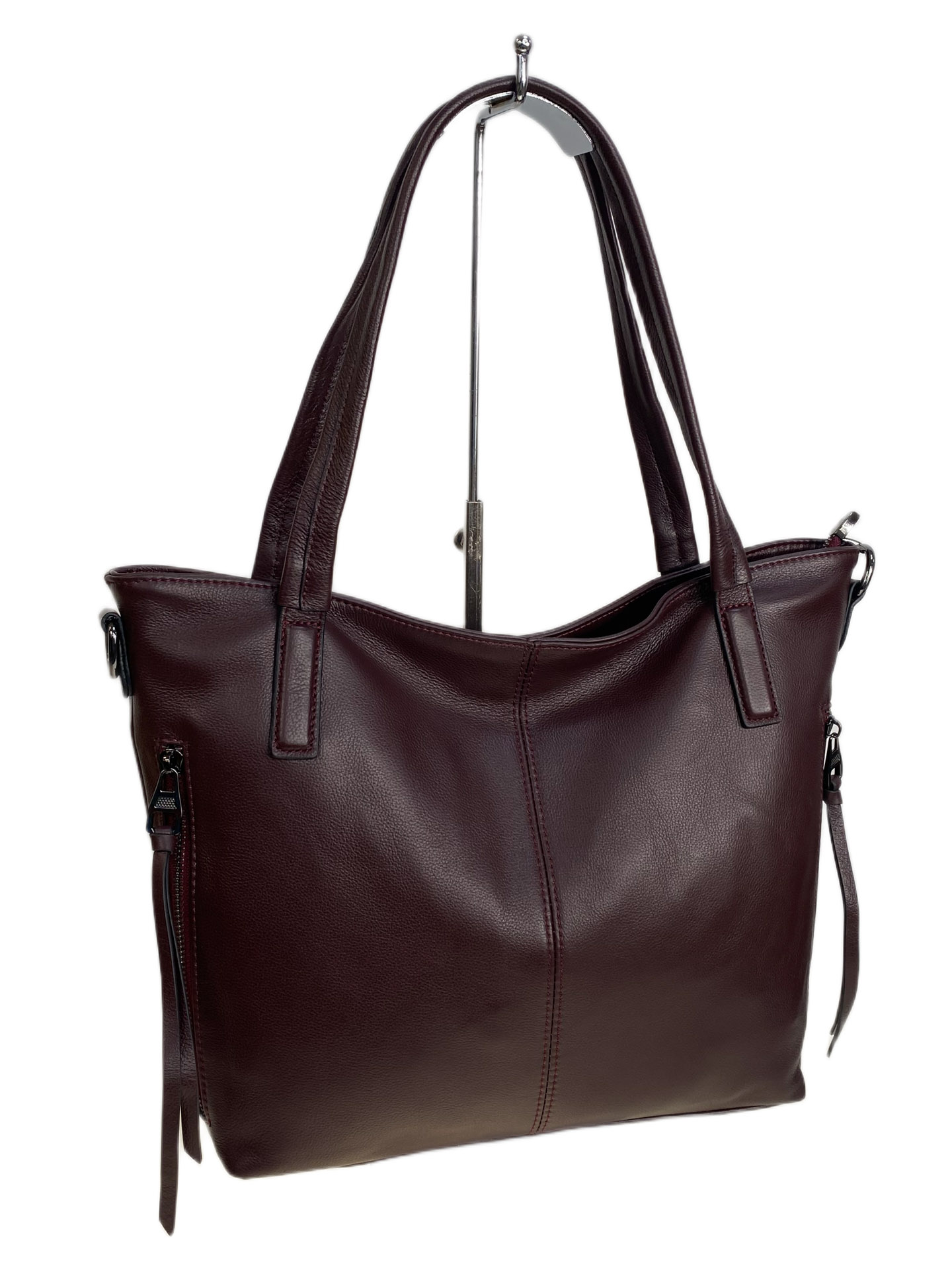 На фото 1 - Женская сумка из натуральной кожи, цвет  бордовый На фото 1 - Женская сумка из натуральной кожи, цвет  бордовый