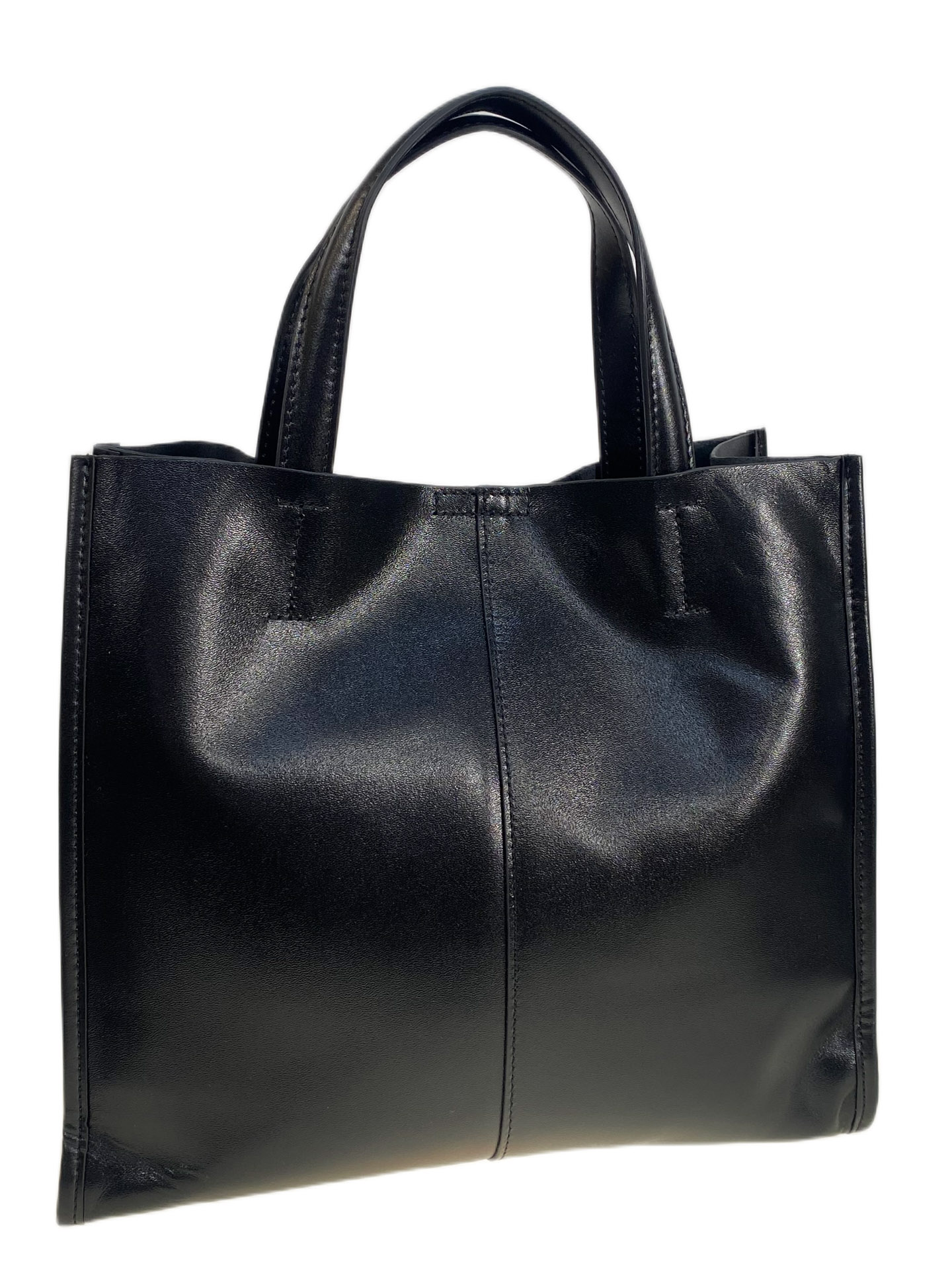 На фото 1 - Женская сумка из натуральной кожи, цвет черный На фото 1 - Женская сумка из натуральной кожи, цвет черный