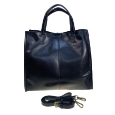 На фото 2 - Женская сумка из натуральной кожи, цвет черный На фото 2 - Женская сумка из натуральной кожи, цвет черный