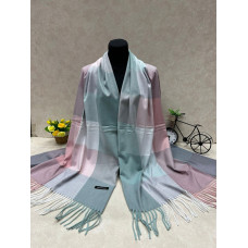 На фото 1 - Палантин из кашемира, мультицвет На фото 1 - Палантин из кашемира, мультицвет