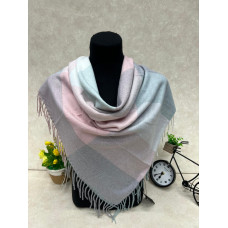 На фото 1 - Палантин из кашемира, мультицвет На фото 1 - Палантин из кашемира, мультицвет