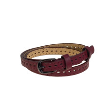 На фото 1 - Ремень женский из искусственной, цвет бордовый На фото 1 - Ремень женский из искусственной, цвет бордовый