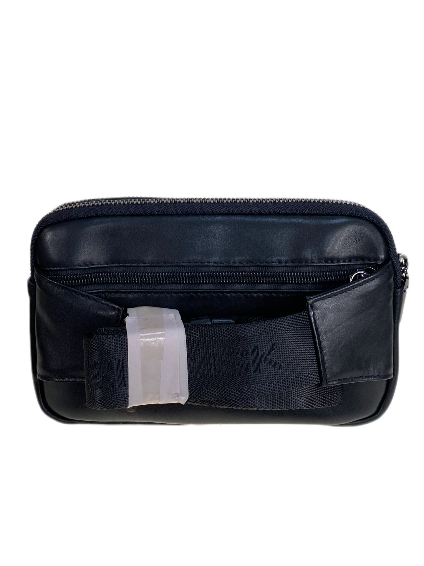 На фото 2 - Сумка мужская на пояс из натуральной кожи, цвет черный На фото 2 - Сумка мужская на пояс из натуральной кожи, цвет черный