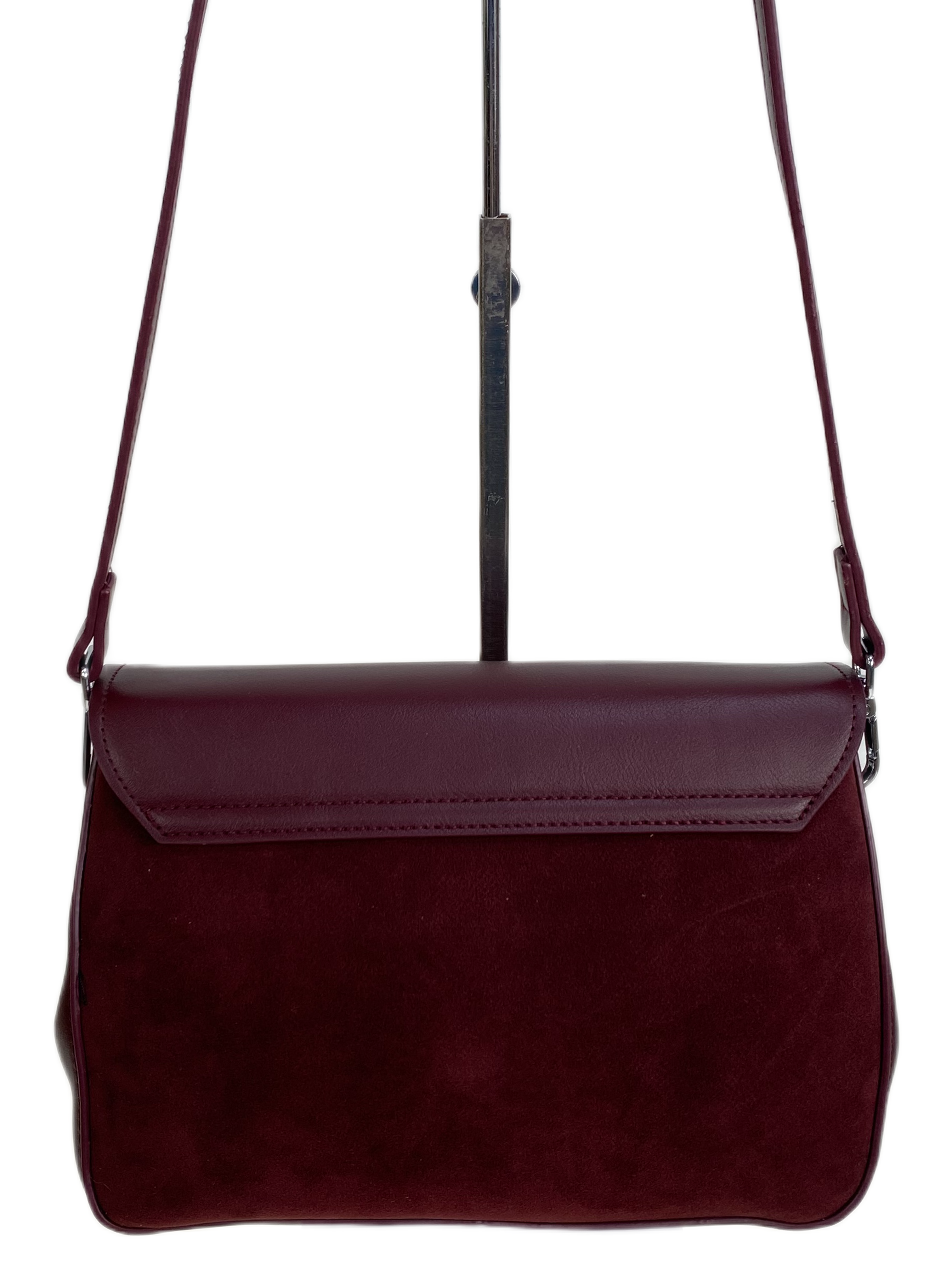 На фото 2 - Женская сумка из искусственной замши и искусственной кожи, цвет бордовый На фото 2 - Женская сумка из искусственной замши и искусственной кожи, цвет бордовый