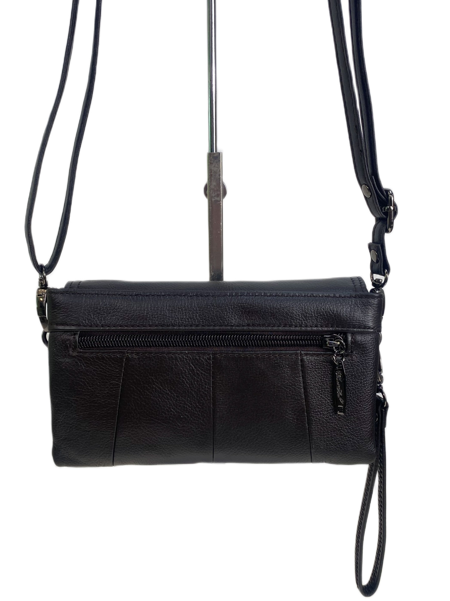 На фото 2 - Женская сумка из натуральной кожи, цвет черный На фото 2 - Женская сумка из натуральной кожи, цвет черный