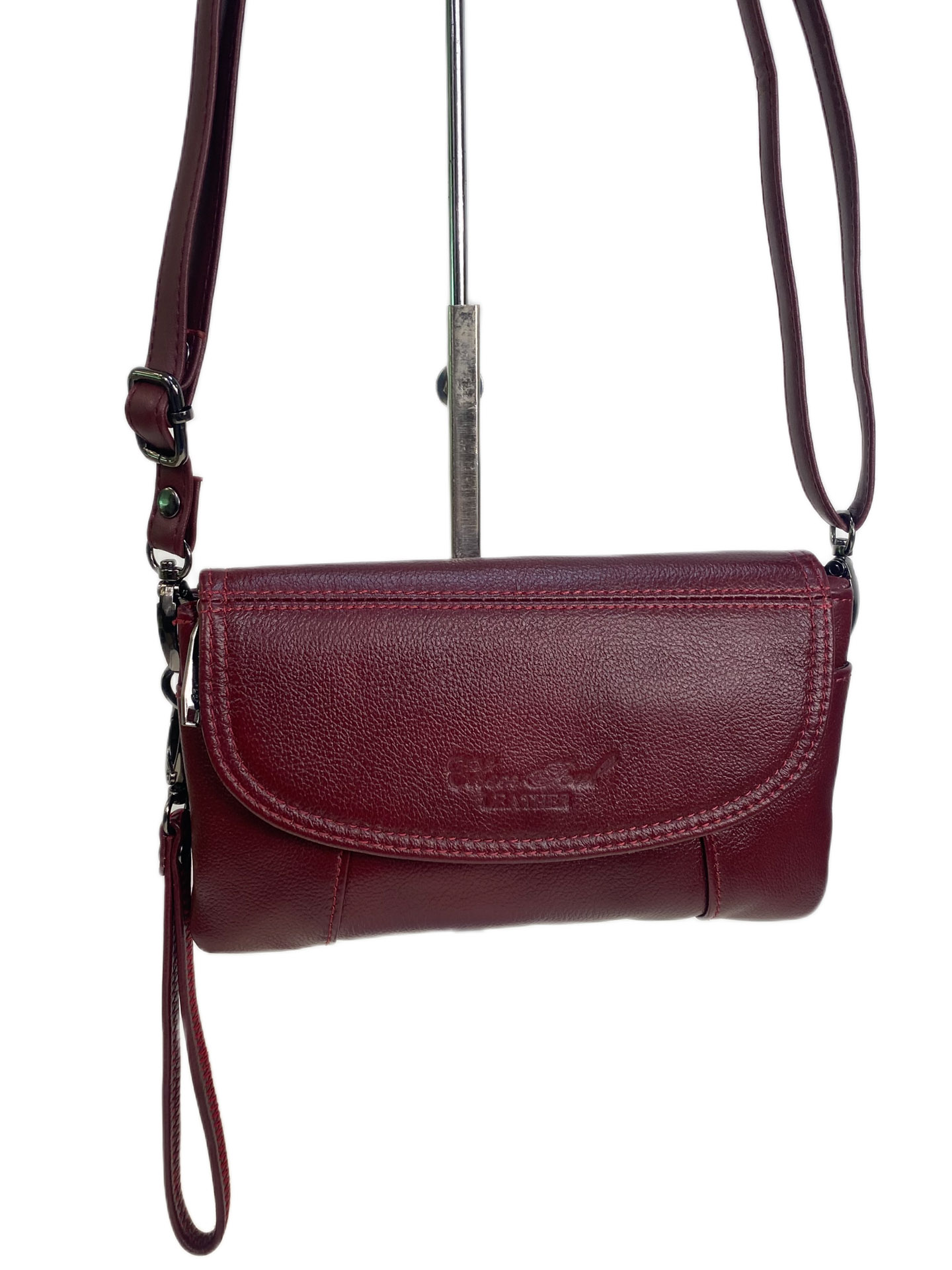 На фото 1 - Женская сумка из натуральной кожи, цвет бордо На фото 1 - Женская сумка из натуральной кожи, цвет бордо