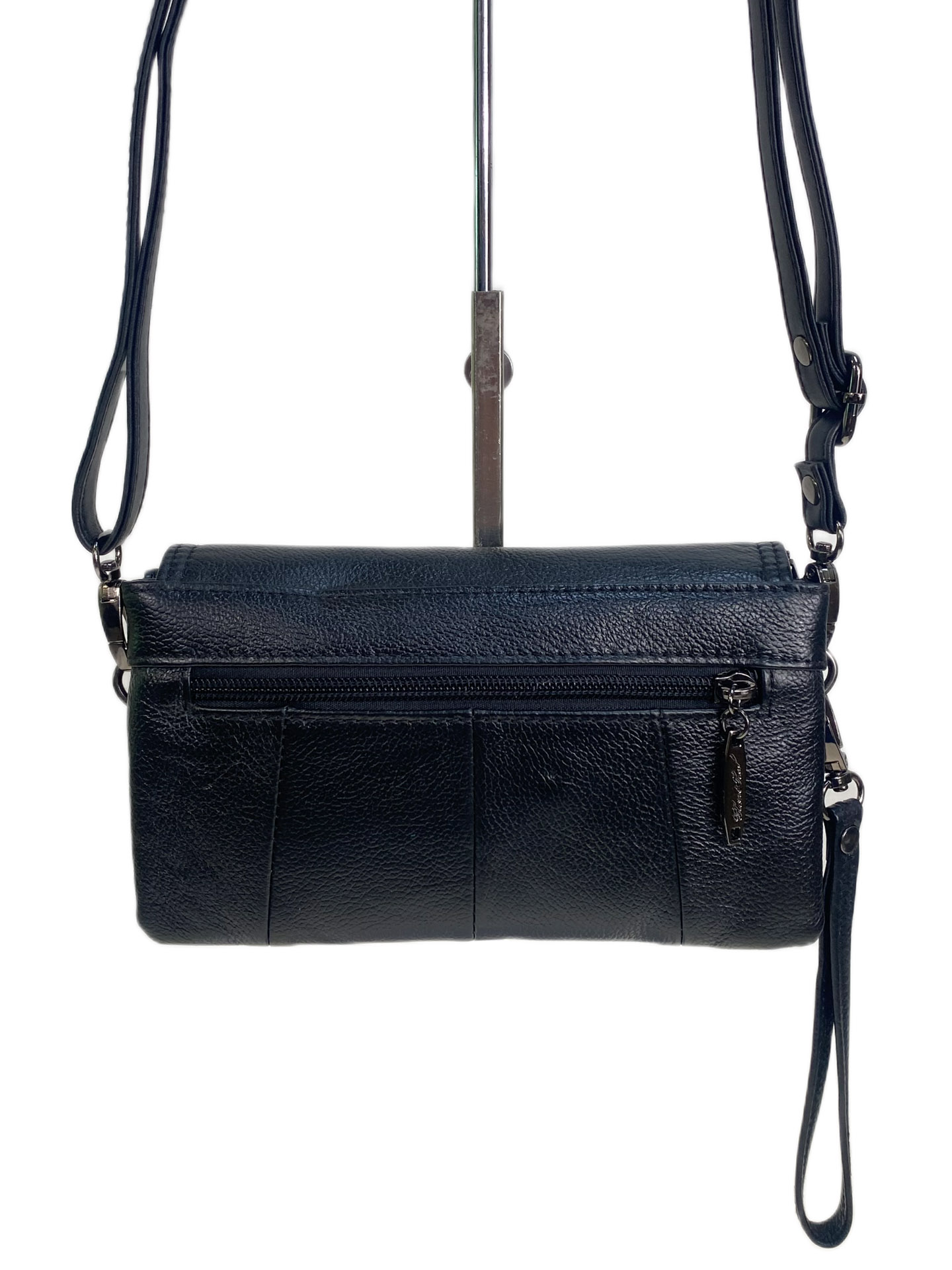 На фото 2 - Женская сумка из натуральной кожи, цвет черный На фото 2 - Женская сумка из натуральной кожи, цвет черный