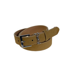 На фото 1 - Ремень женский из искусственной замши, цвет коричневый На фото 1 - Ремень женский из искусственной замши, цвет коричневый