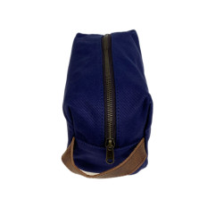 На фото 2 - Мужская сумка-косметичка из текстиля, цвет синий На фото 2 - Мужская сумка-косметичка из текстиля, цвет синий