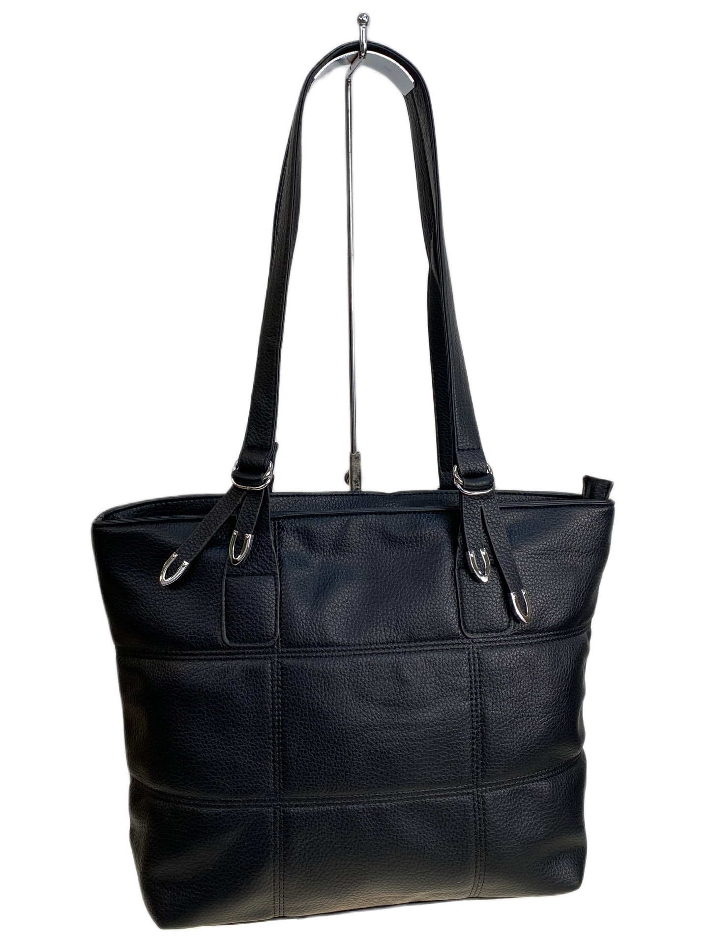 На фото 1 - Женская сумка из искусственной кожи, цвет черный На фото 1 - Женская сумка из искусственной кожи, цвет черный