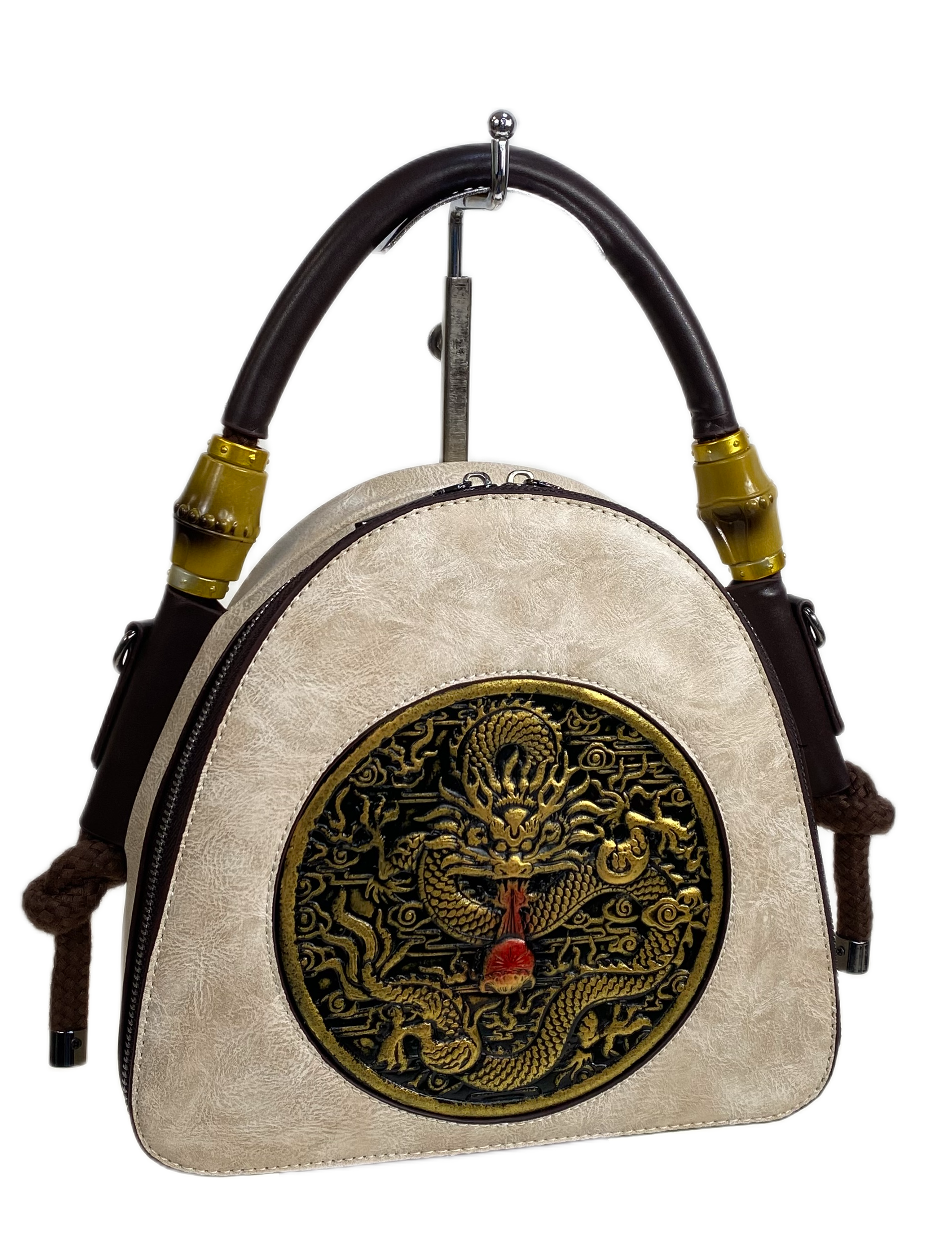 На фото 1 - Женская сумка из искусственной кожи, цвет бежевый На фото 1 - Женская сумка из искусственной кожи, цвет бежевый