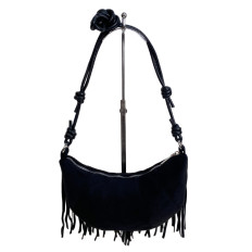 На фото 2 - Женская сумка из искусственной замши, цвет черный На фото 2 - Женская сумка из искусственной замши, цвет черный