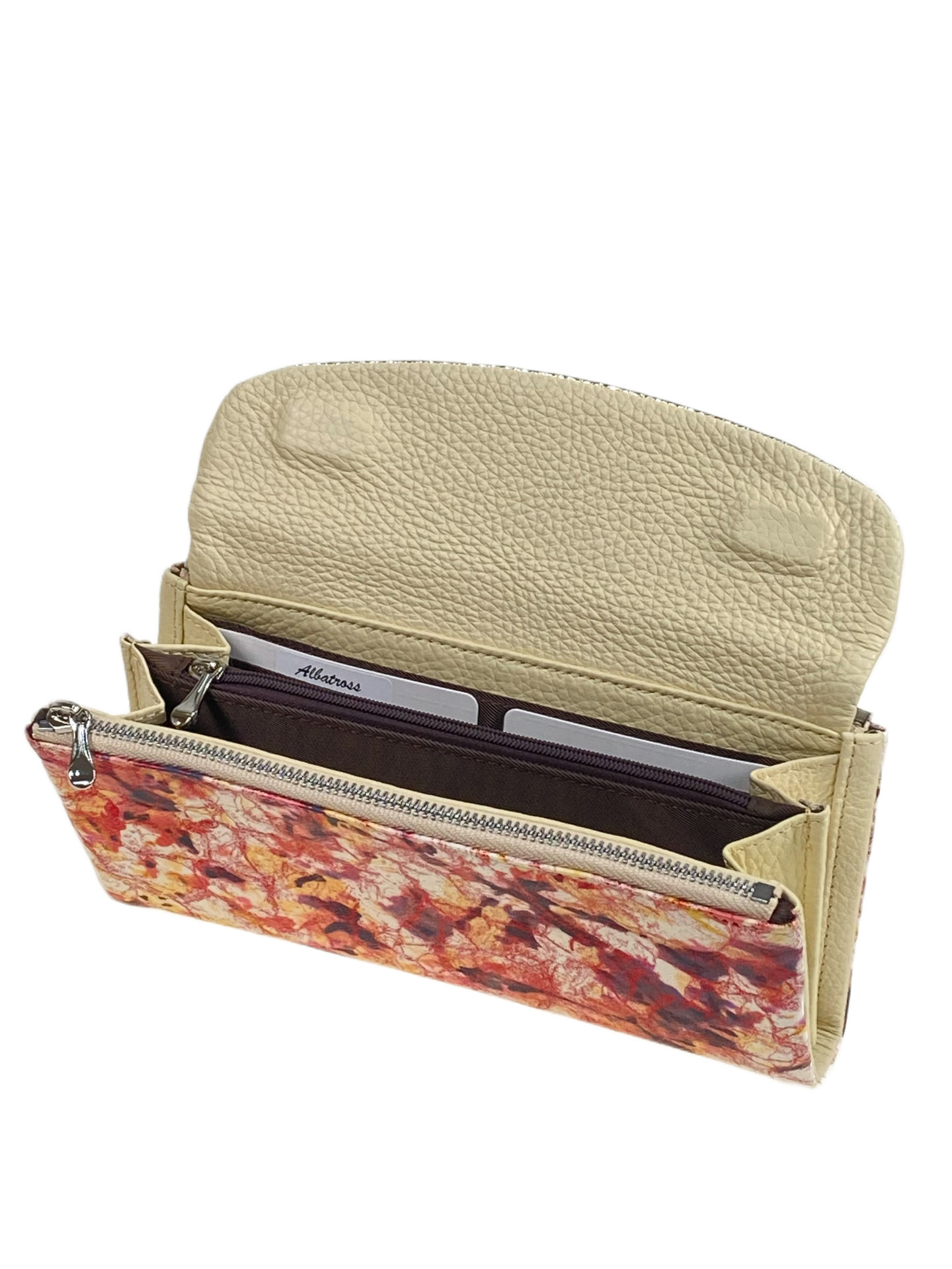 На фото 2 -  Женский кошелёк из натуральной кожи мультицвет 