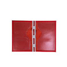 На фото 2 - Обложка на паспорта из натуральной кожи, цвет красный На фото 2 - Обложка на паспорта из натуральной кожи, цвет красный