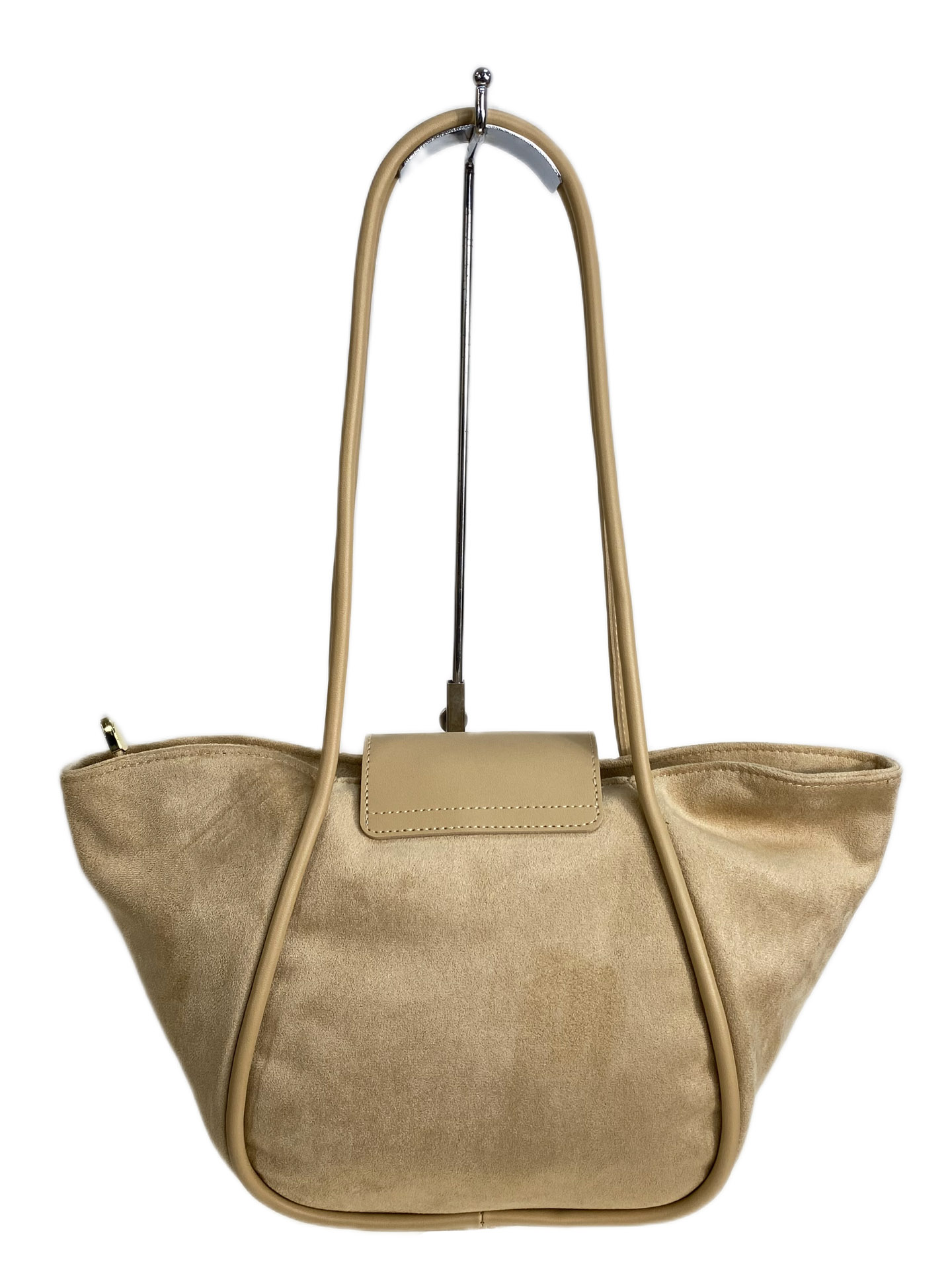 На фото 1 - Женская сумка из искусственной замши, цвет бежевый