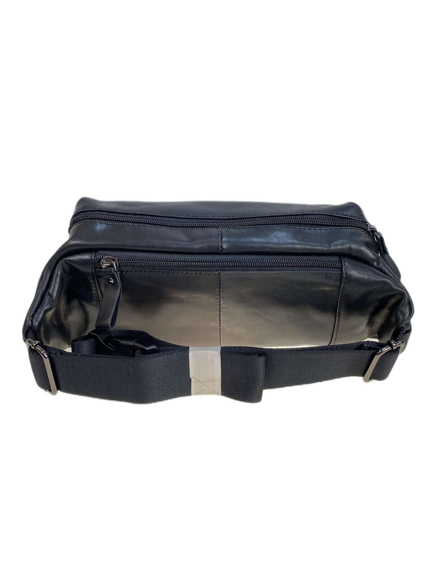 На фото 2 - Сумка мужская на пояс из натуральной кожи, цвет черный На фото 2 - Сумка мужская на пояс из натуральной кожи, цвет черный