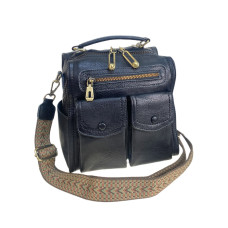 На фото 1 - Женская сумка - рюкзак из искусственной кожи, цвет черный