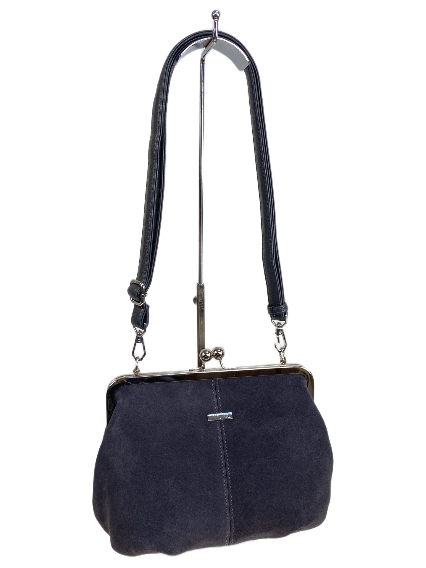 На фото 1 - Женская сумка из искусственной кожи и замши, цвет серый