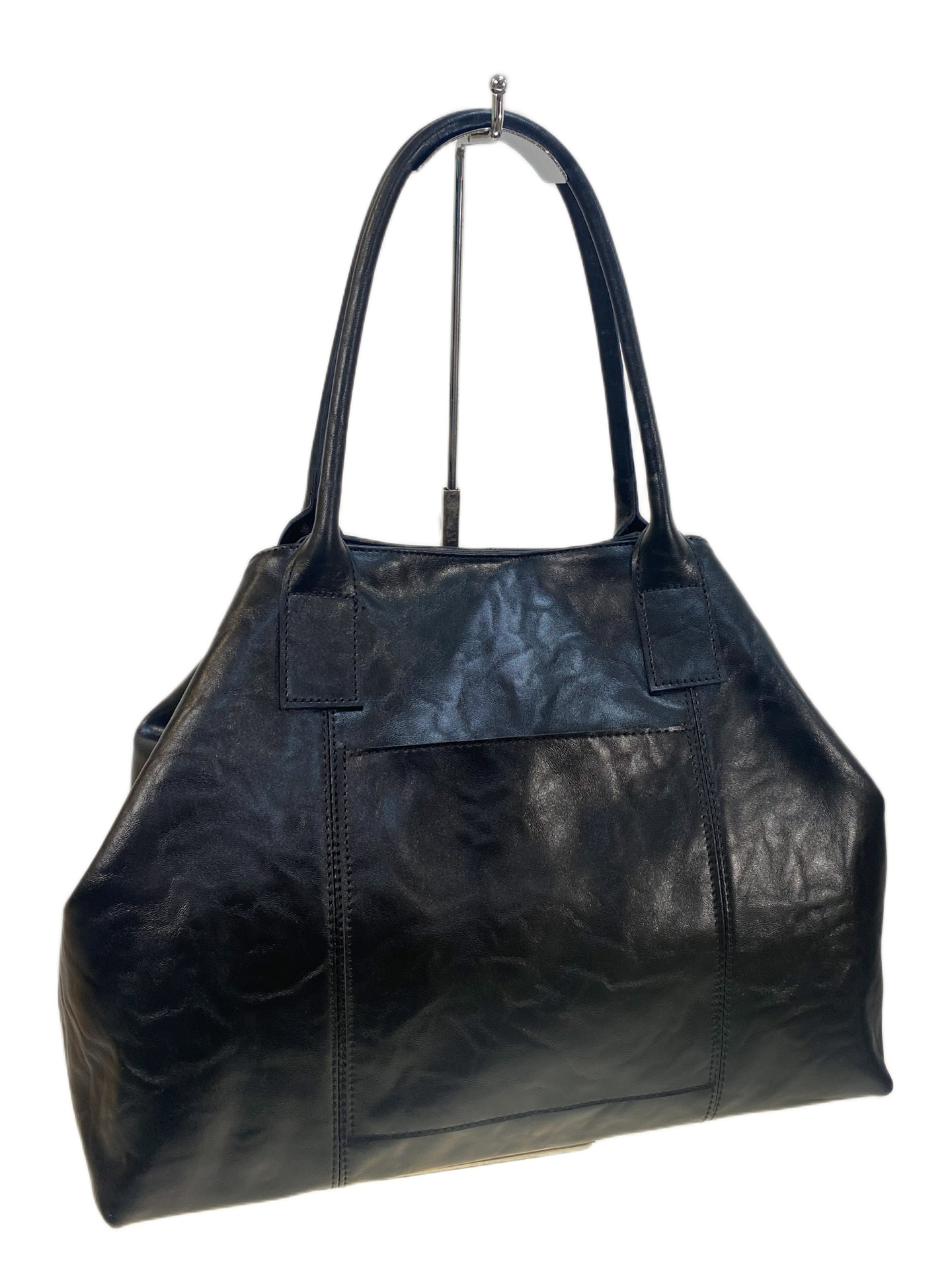 На фото 1 - Женская сумка из натуральной кожи, цвет черный