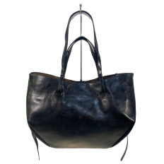 На фото 2 - Женская сумка из натуральной кожи, цвет черный На фото 2 - Женская сумка из натуральной кожи, цвет черный