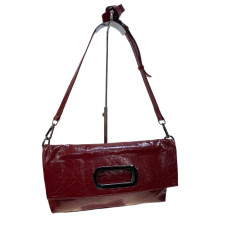 На фото 1 - Женская сумка из натуральной кожи, цвет красный