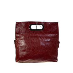 На фото 2 - Женская сумка из натуральной кожи, цвет красный