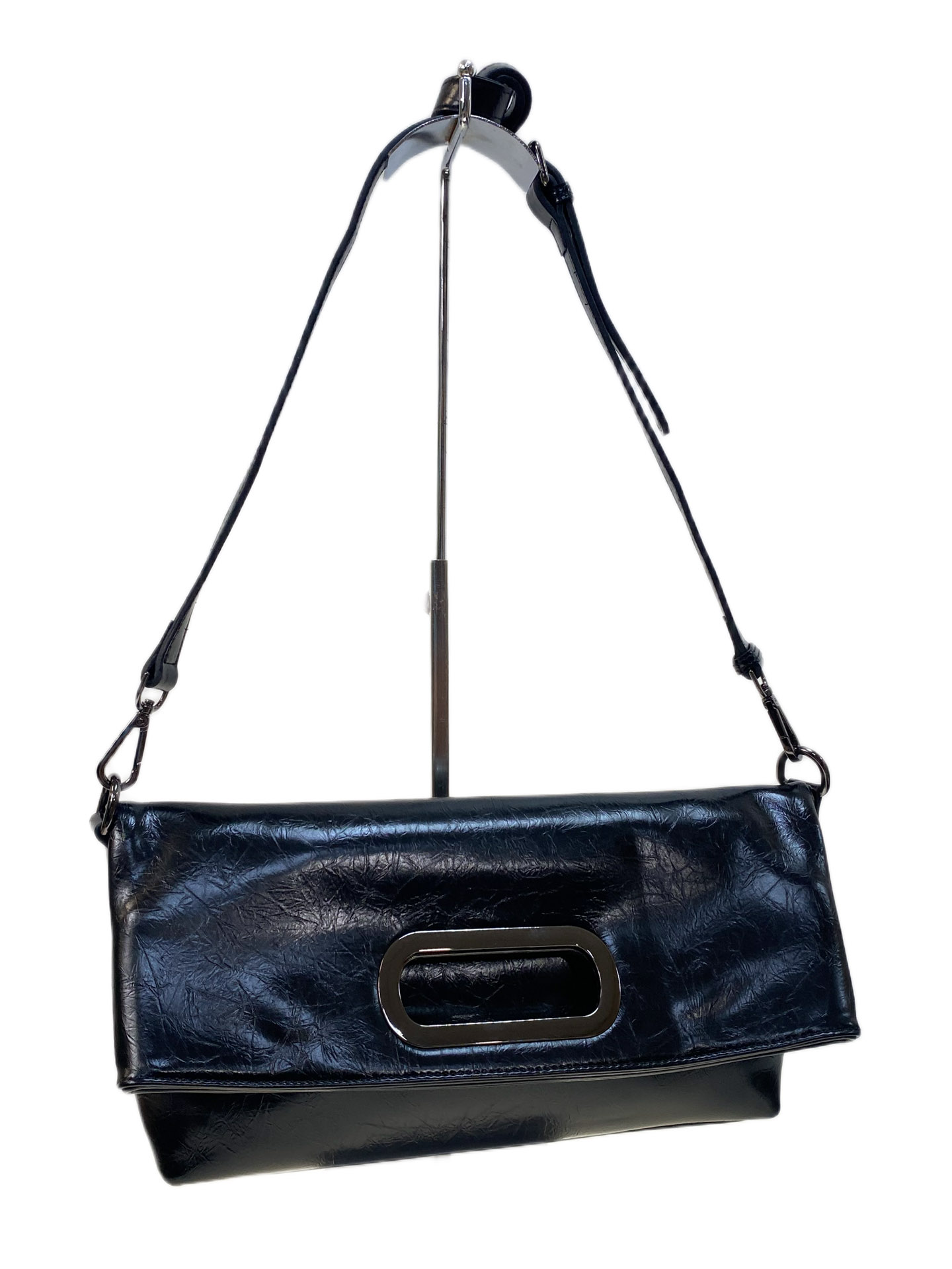 На фото 1 - Женская сумка из натуральной кожи, цвет черный На фото 1 - Женская сумка из натуральной кожи, цвет черный