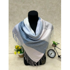 На фото 1 - Платок из кашемира, мультицвет На фото 1 - Платок из кашемира, мультицвет