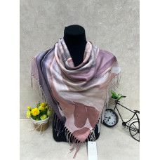 На фото 1 - Платок из кашемира, мультицвет На фото 1 - Платок из кашемира, мультицвет