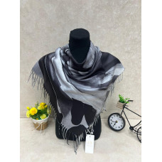 На фото 1 - Платок из кашемира, мультицвет На фото 1 - Платок из кашемира, мультицвет