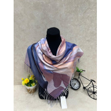 На фото 1 - Платок из кашемира, мультицвет На фото 1 - Платок из кашемира, мультицвет