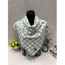 На фото 1 - Платок в клетку из кашемира, мультицвет